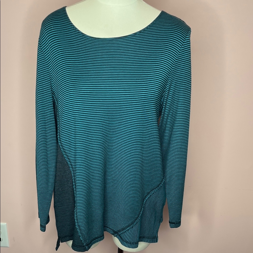 NWT Habitat Striped Women's Top